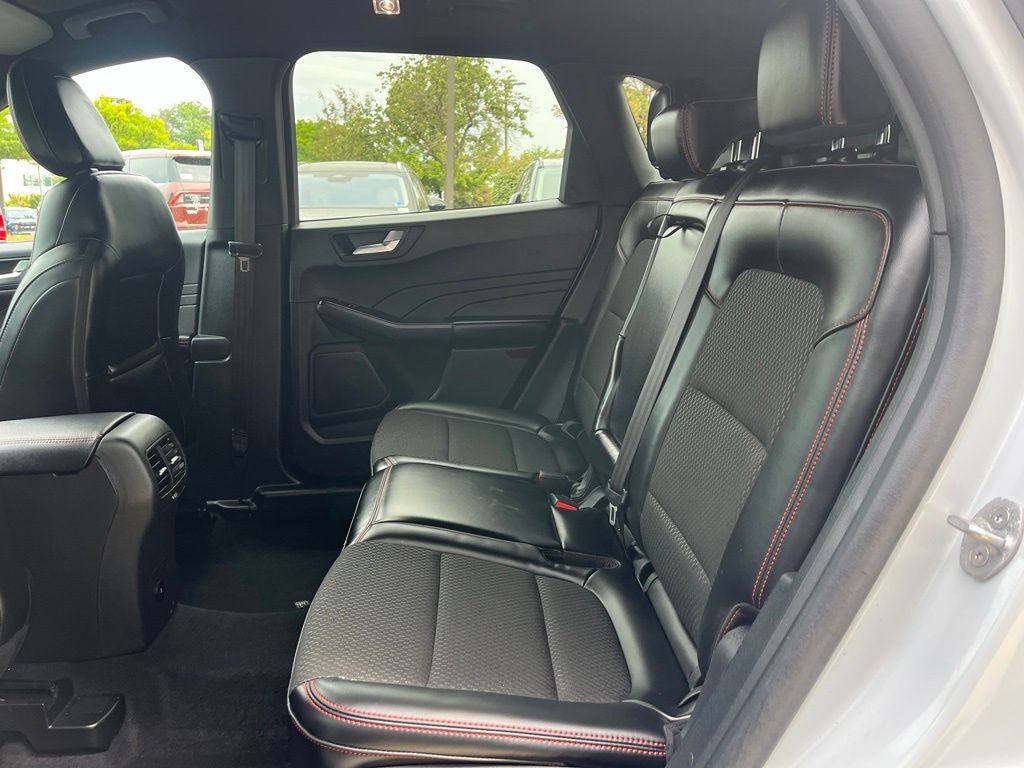 Certified 2026 Ford Escape ST-Line AWD/4WD image 13
