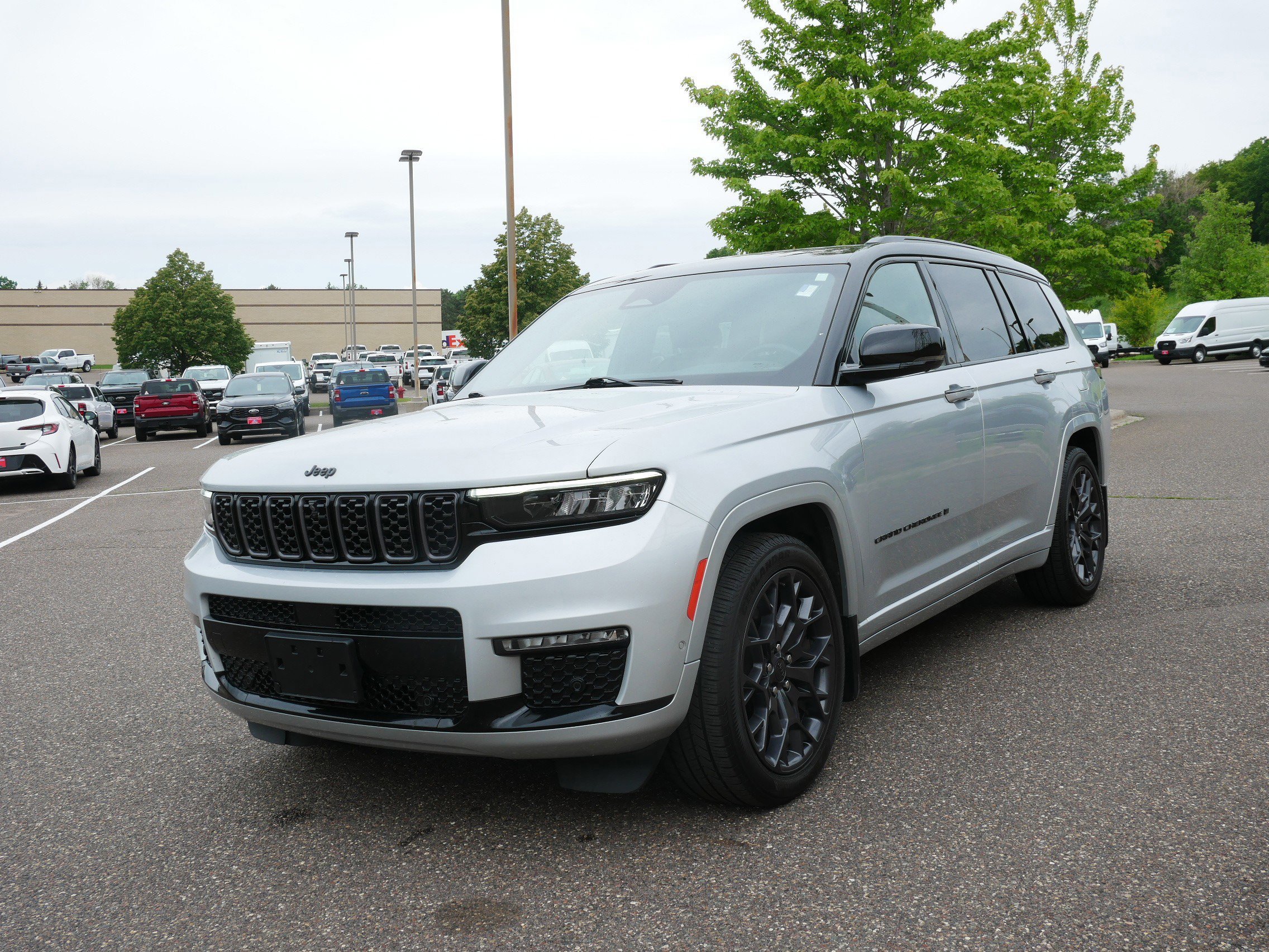 Used 2023 Jeep Grand Cherokee L Summit