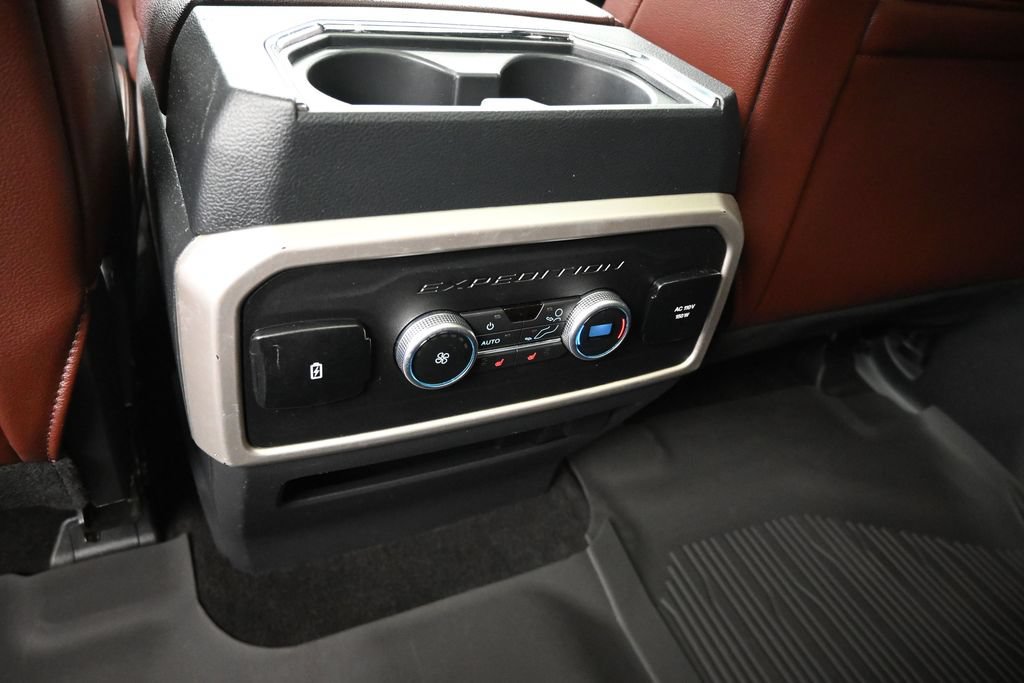 Certified 2022 Ford Expedition Max Limited AWD/4WD image 16