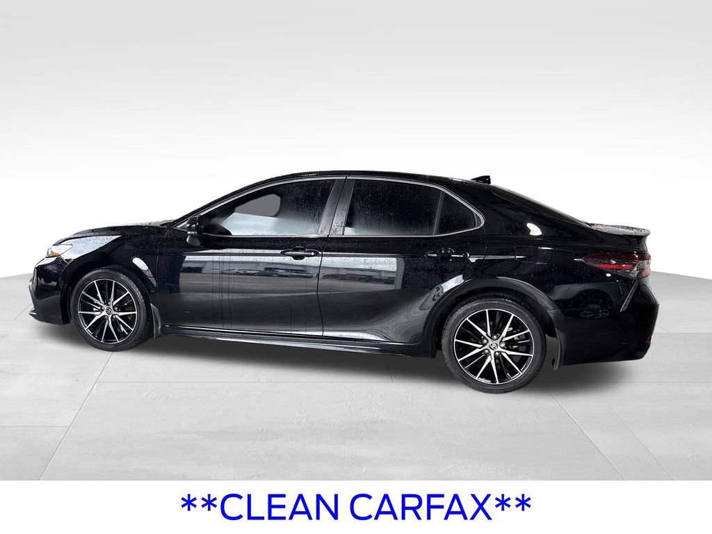 Used 2023 Toyota Camry SE FWD image 2