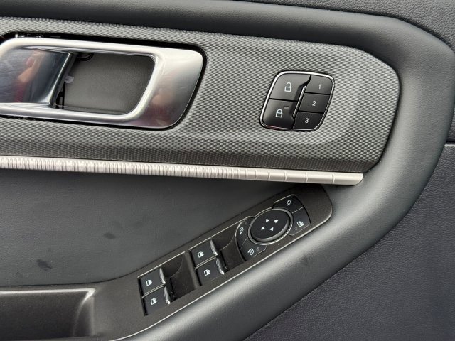 Certified 2025 Ford Explorer ST-Line w/ Premium Package image 12