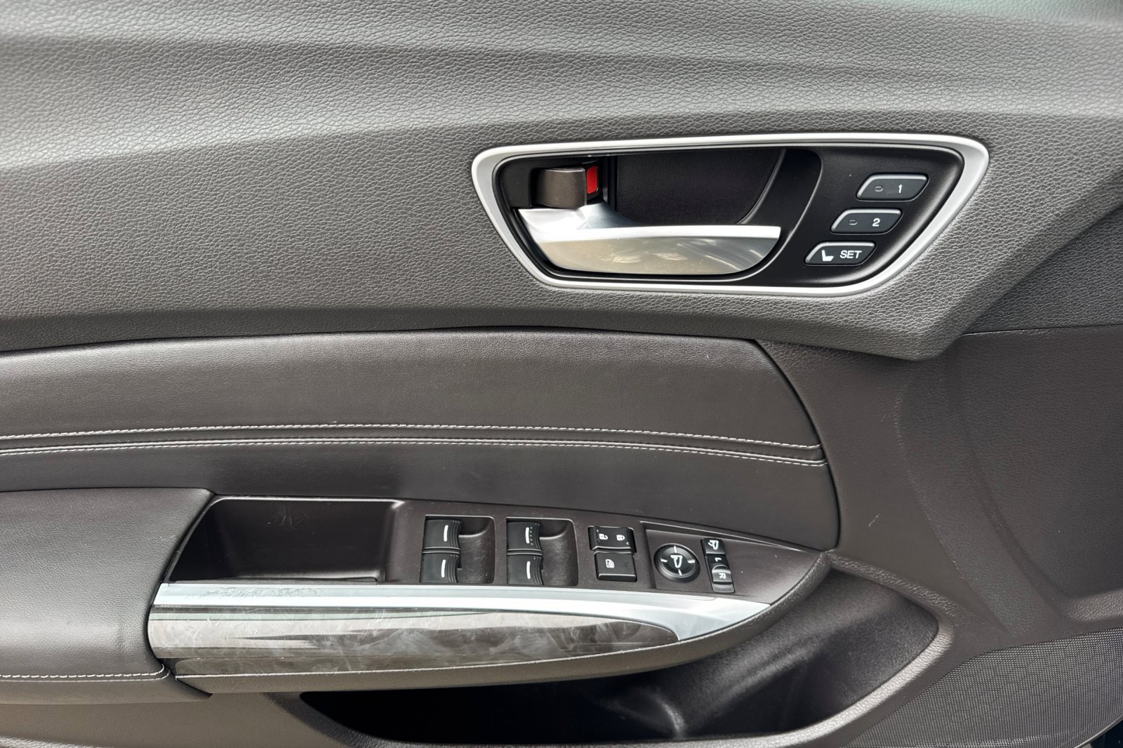 Used 2019 Acura TLX 3.5L Advance Pkg image 12