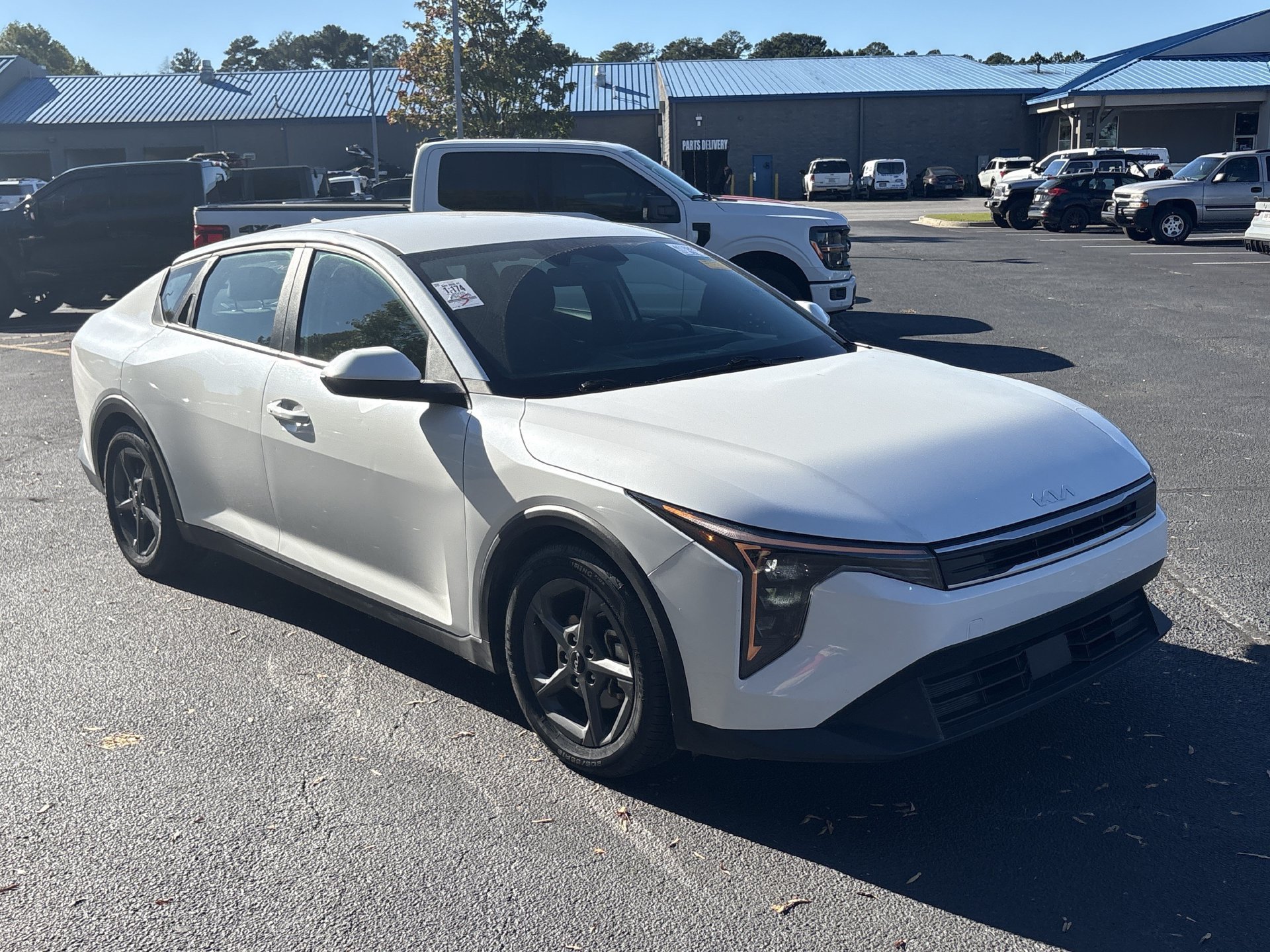 Used 2025 Kia K4 FWD image 25