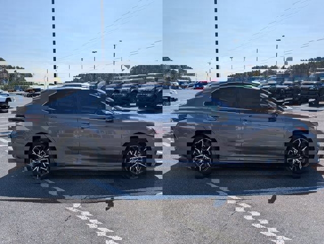 Used 2024 Toyota Camry SE image 6