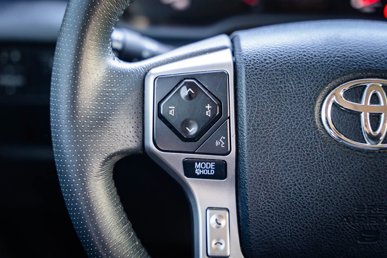 Used 2022 Toyota 4Runner SR5 Premium w/ Moonroof Package image 26