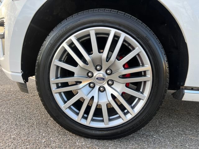 Certified 2023 Ford Expedition Platinum image 17