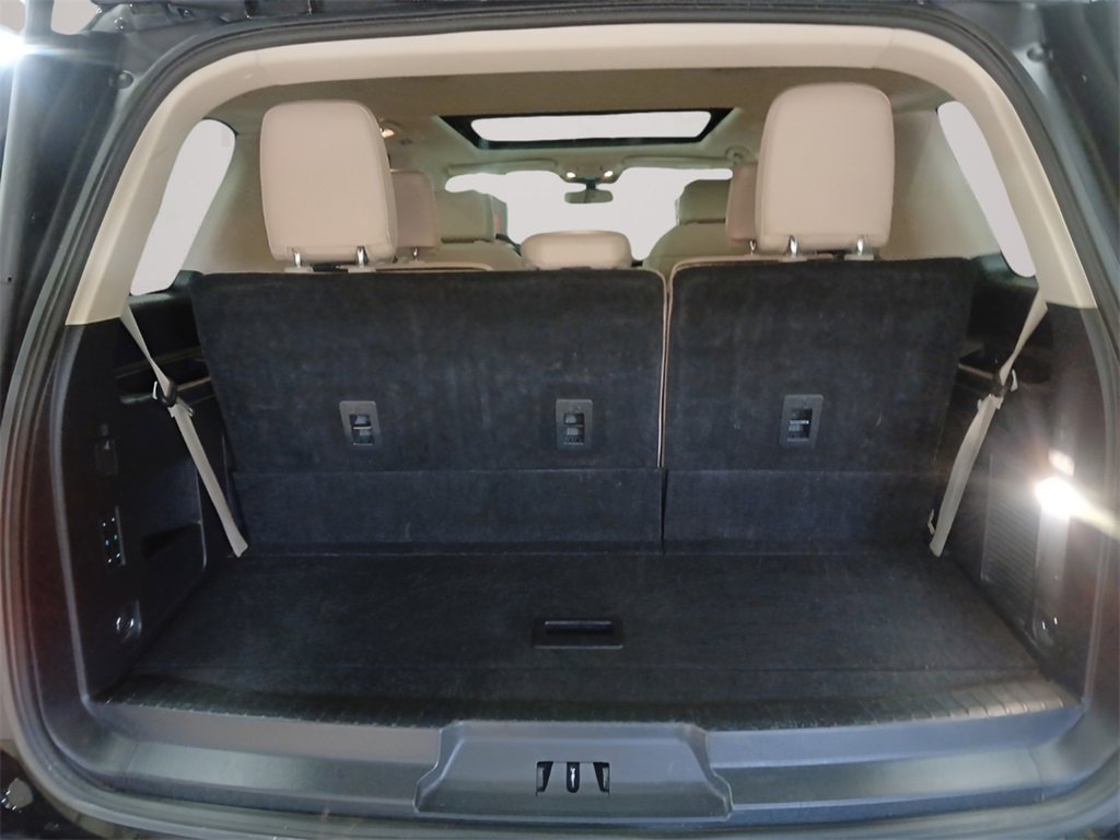 Certified 2022 Ford Expedition Limited image 28