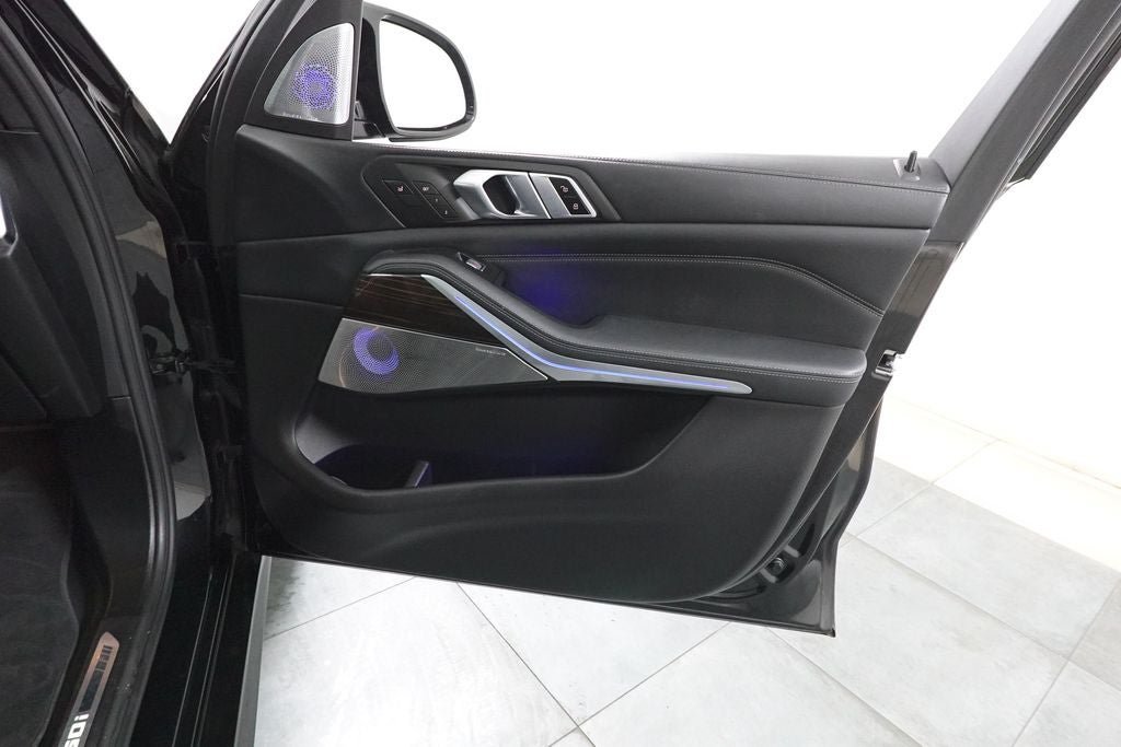 Used 2023 BMW X7 M60i w/ Executive Package AWD/4WD image 35