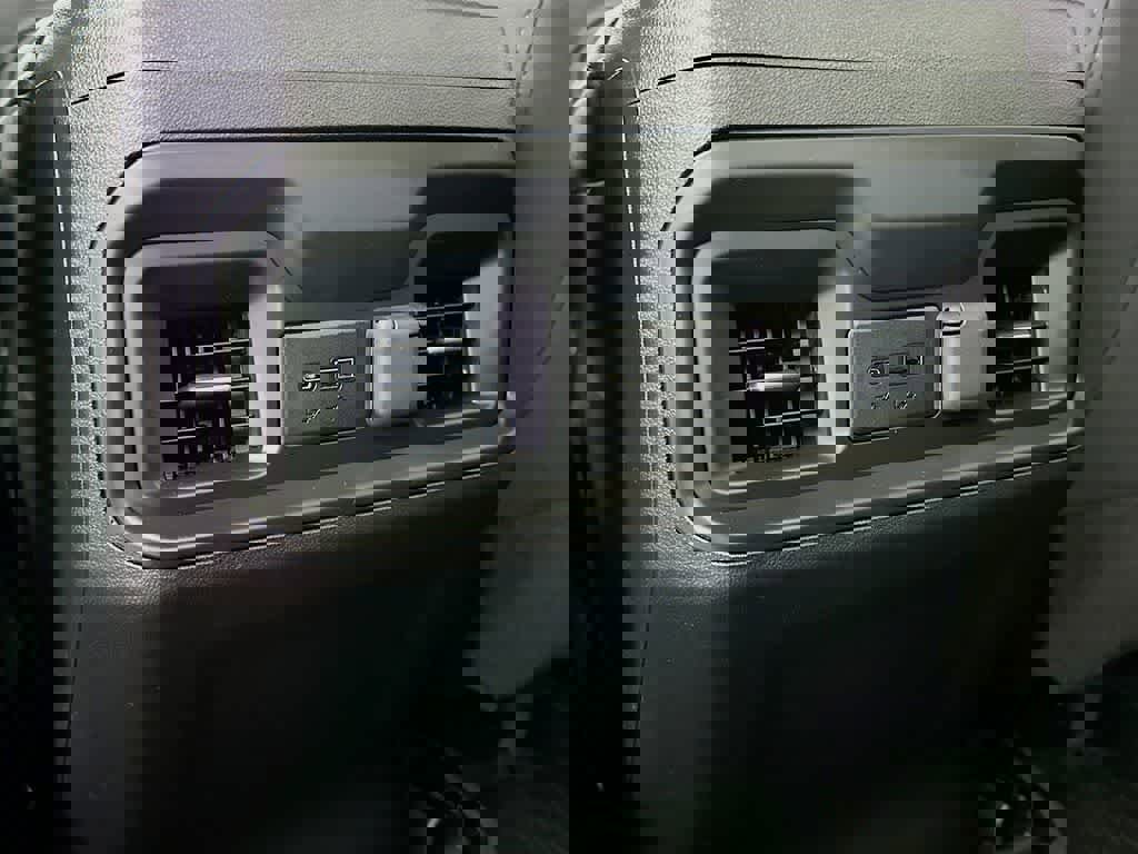 Used 2022 Chevrolet Silverado 1500 LT Trail Boss w/ Safety Package image 13