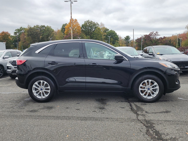 Certified 2022 Ford Escape SE w/ Convenience Package image 3