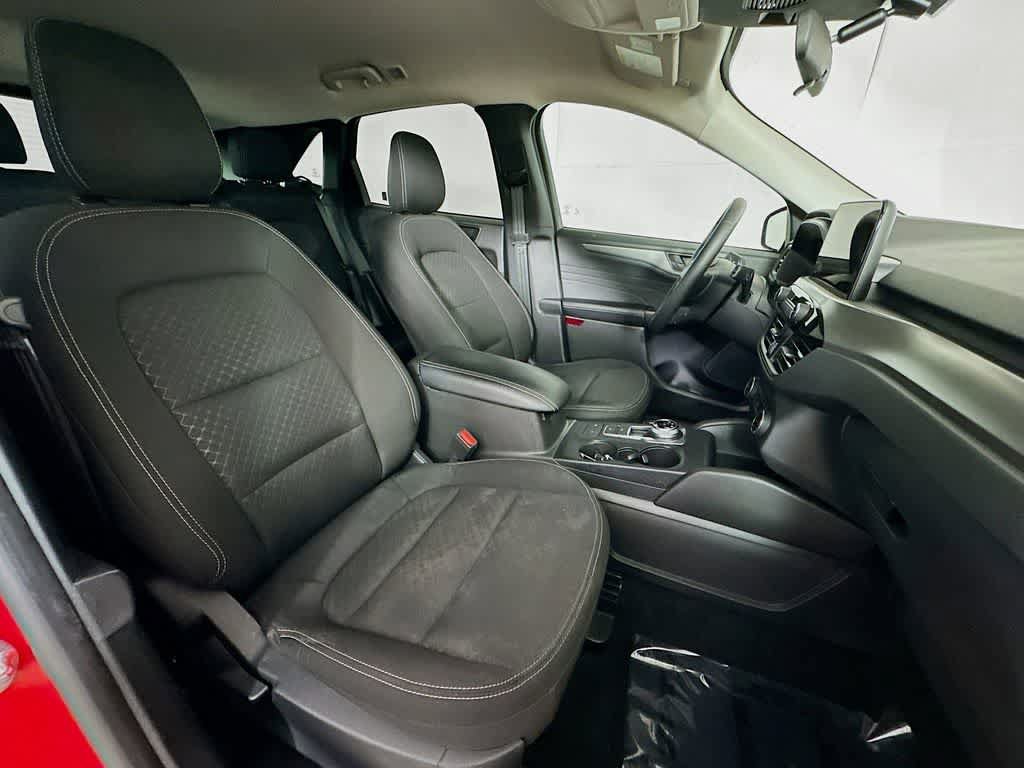 Certified 2024 Ford Escape Active FWD image 14