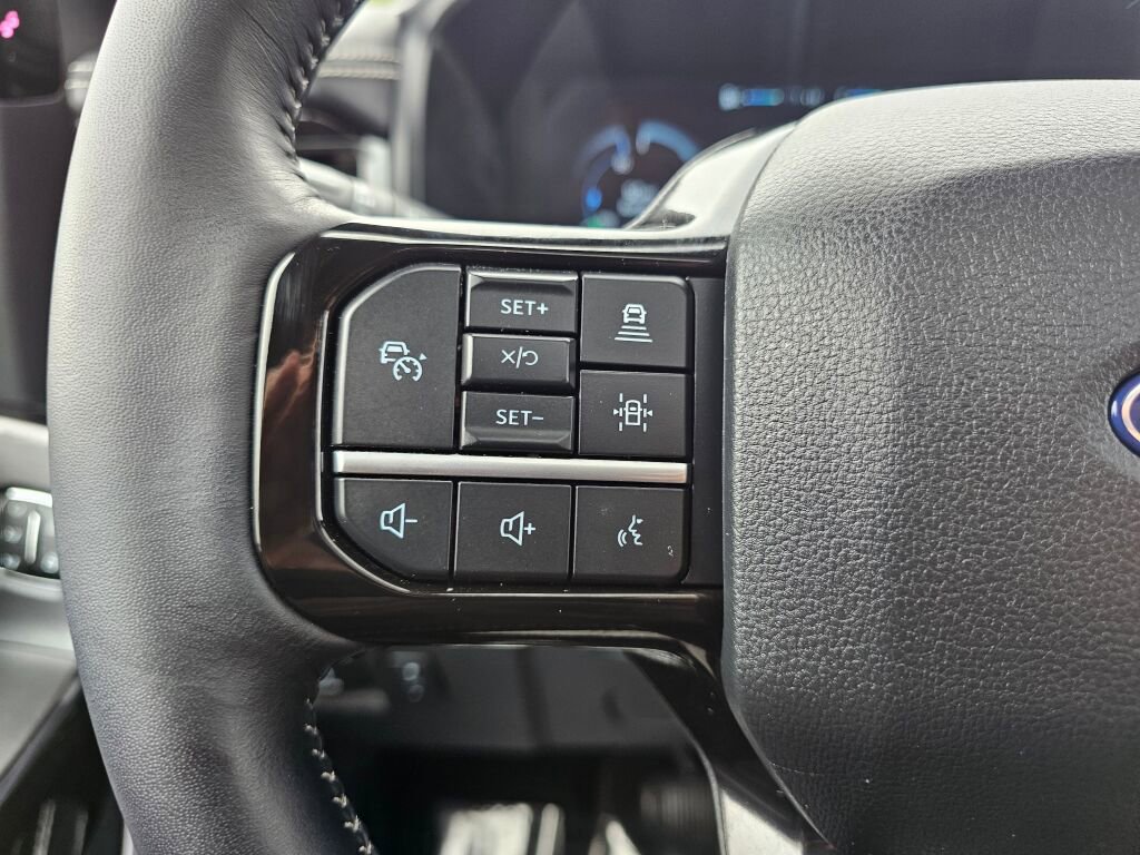 Certified 2025 Ford F150 Lightning Platinum AWD/4WD image 19