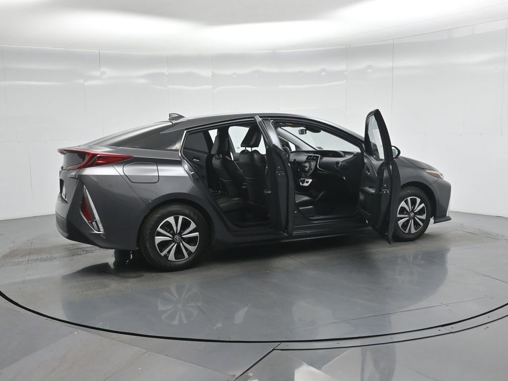 Used 2018 Toyota Prius Prime Plus image 31