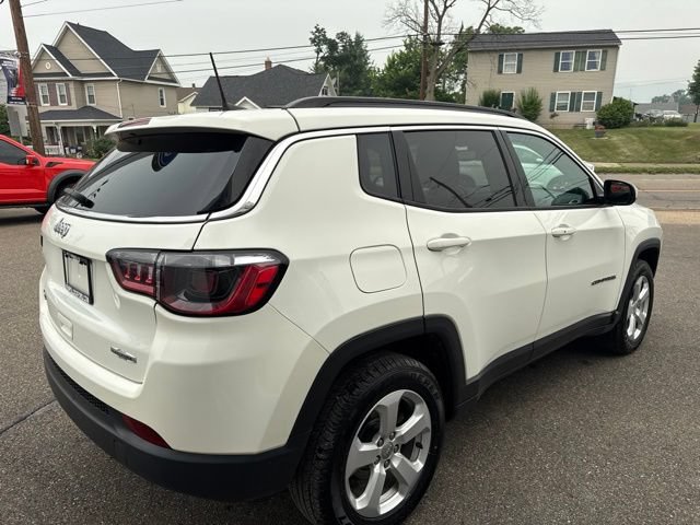 Used 2021 Jeep Compass Latitude w/ Sun and Sound Group AWD/4WD image 6