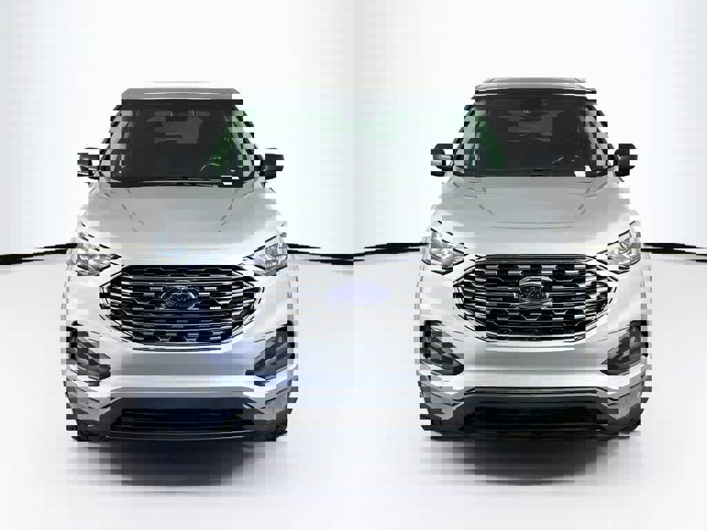 Certified 2019 Ford Edge SE FWD image 8