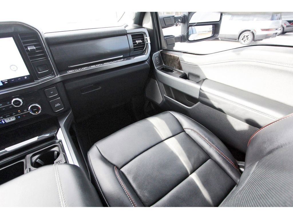 Certified 2024 Ford F250 Lariat w/ Sport Appearance Package image 13