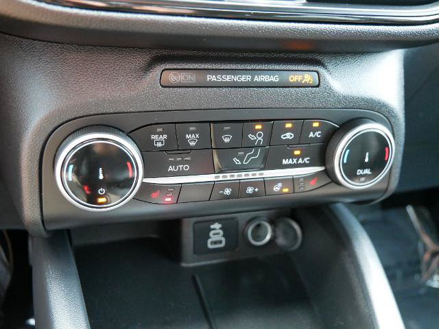 Certified 2025 Ford Escape ST-Line Select AWD/4WD image 22