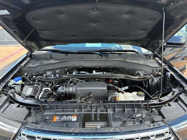Certified 2024 Ford Explorer Limited AWD/4WD image 17