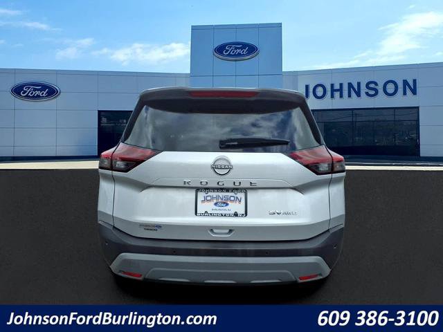 Used 2023 Nissan Rogue SV AWD/4WD image 4