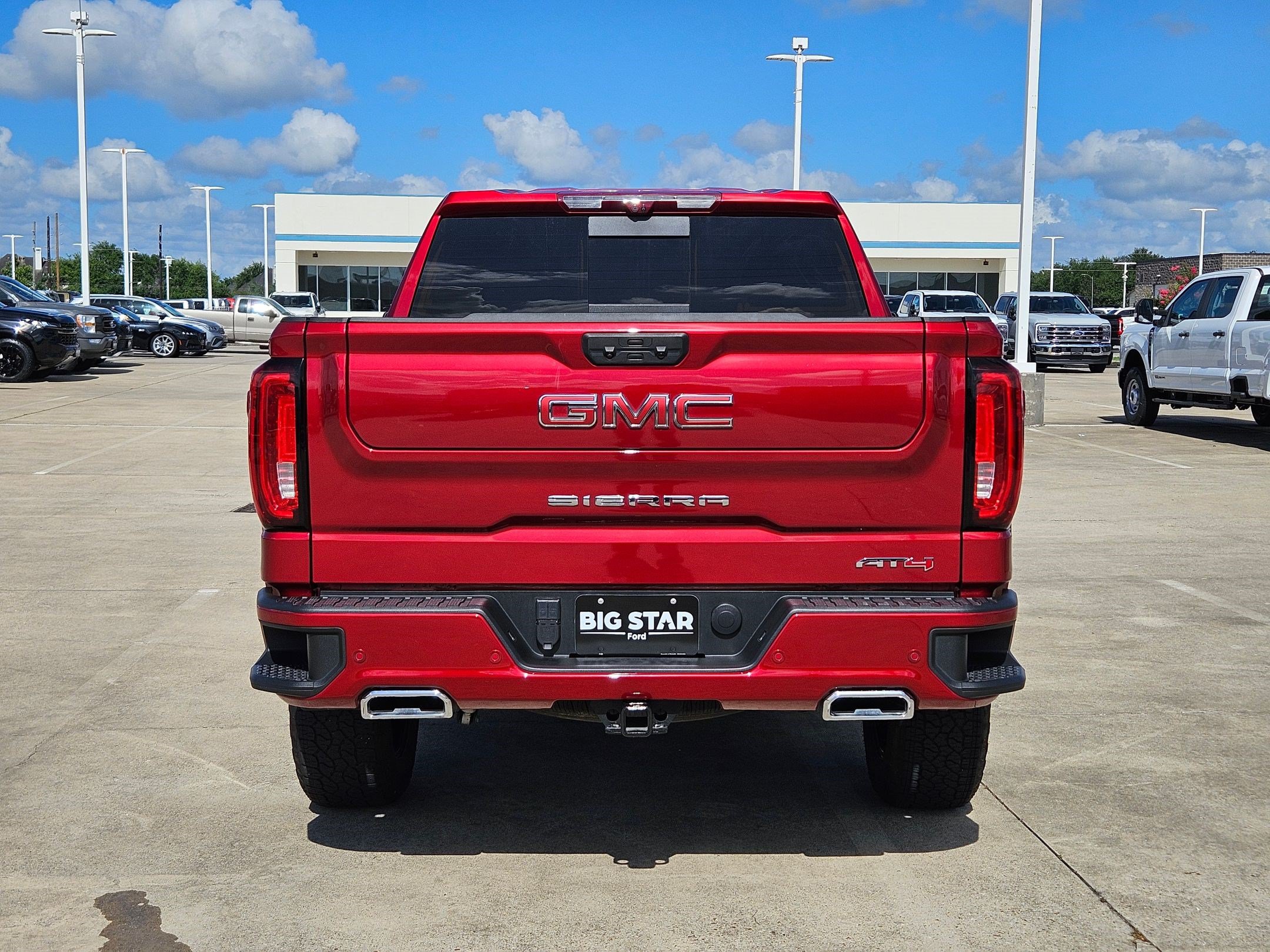 Used 2025 GMC Sierra 1500 AT4 w/ AT4 Premium Package AWD/4WD image 6