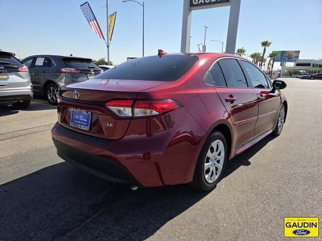 Used 2026 Toyota Corolla LE FWD image 6