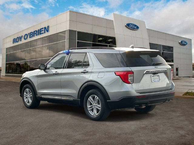Certified 2023 Ford Explorer XLT AWD/4WD image 3