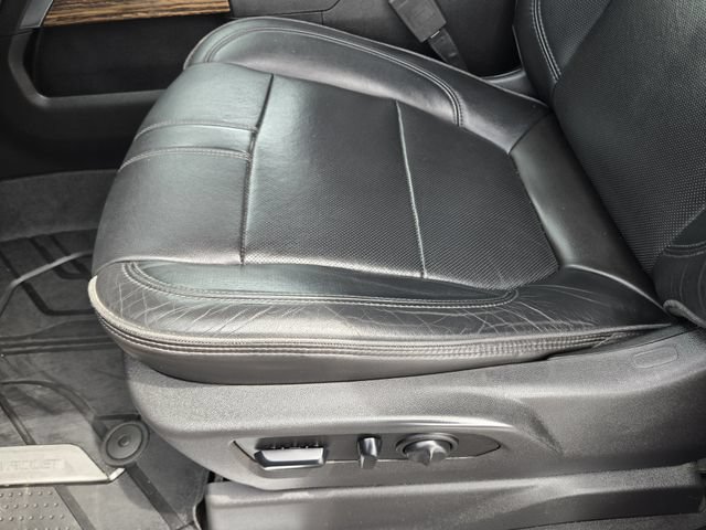 Used 2019 Chevrolet Silverado 1500 High Country AWD/4WD image 22