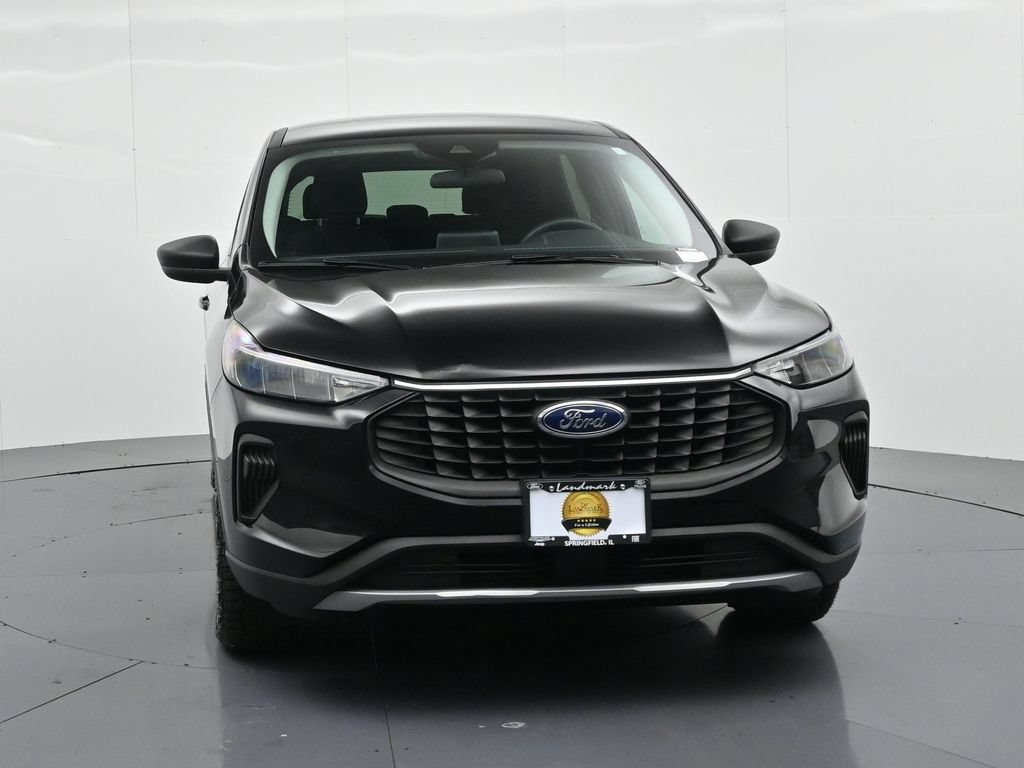 Certified 2025 Ford Escape Active w/ Cold Weather Package AWD/4WD image 3