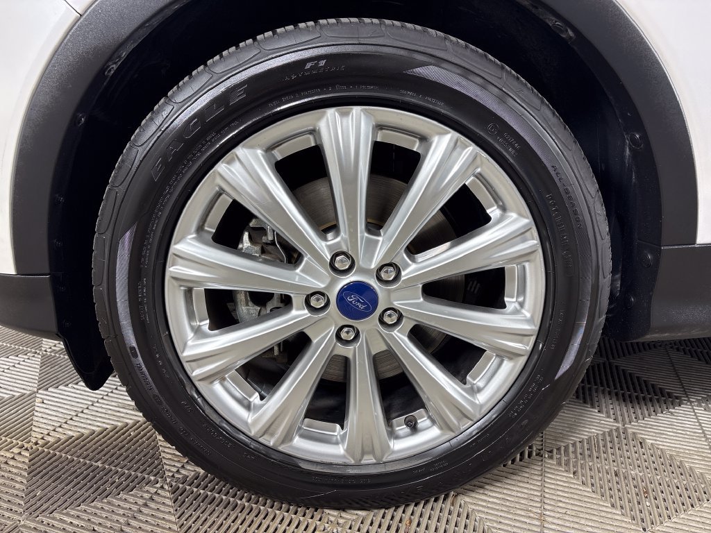 Certified 2017 Ford Escape Titanium FWD image 12