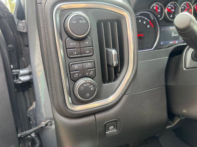 Used 2022 Chevrolet Silverado 1500 LT Trail Boss w/ Bed Protection Package AWD/4WD image 18
