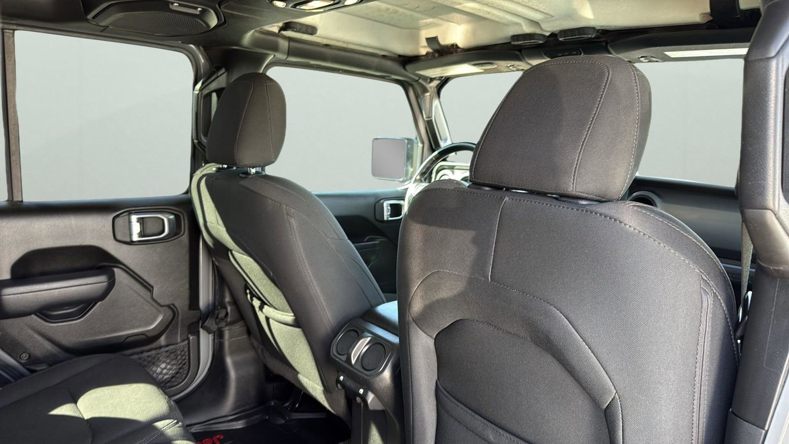 Used 2022 Jeep Wrangler Unlimited Sport AWD/4WD image 29