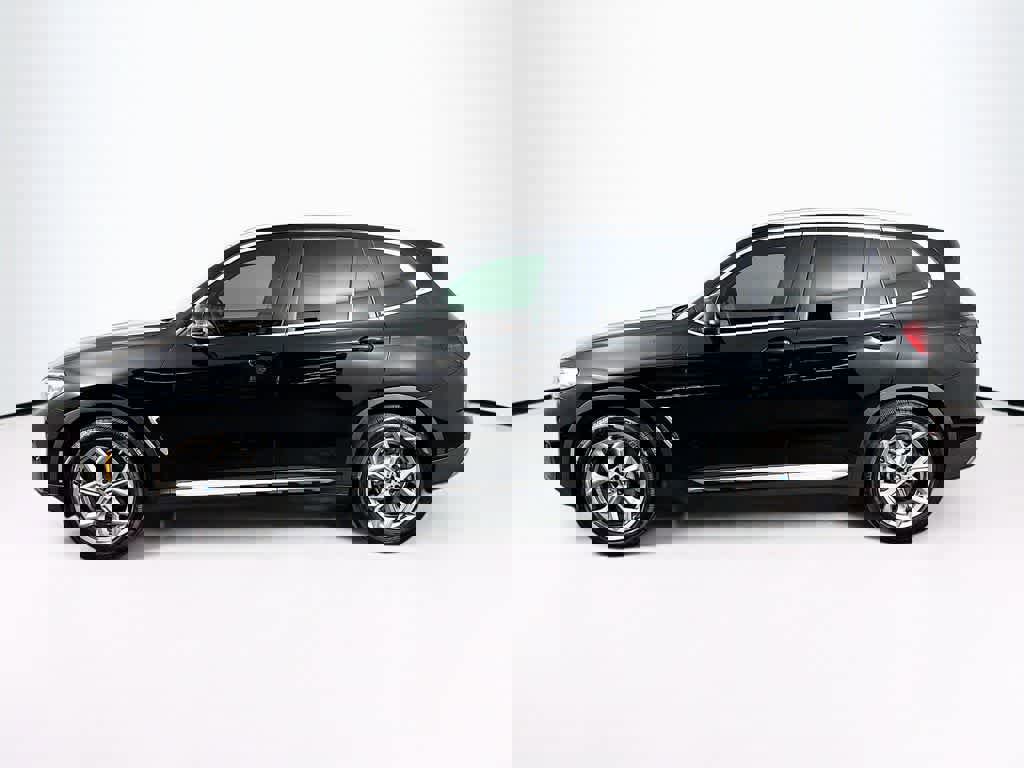 Used 2022 BMW X3 xDrive30i image 2