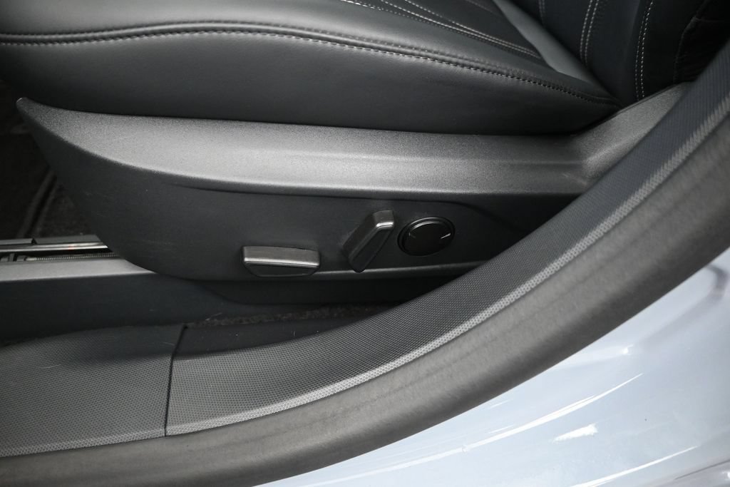 Certified 2024 Ford Mustang Mach-E Select RWD image 17