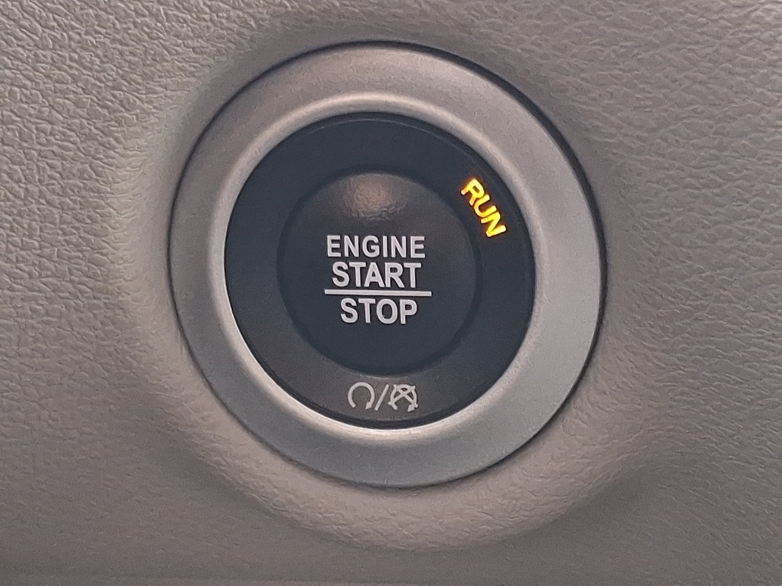 Used 2019 Chrysler Pacifica Touring-L FWD image 26