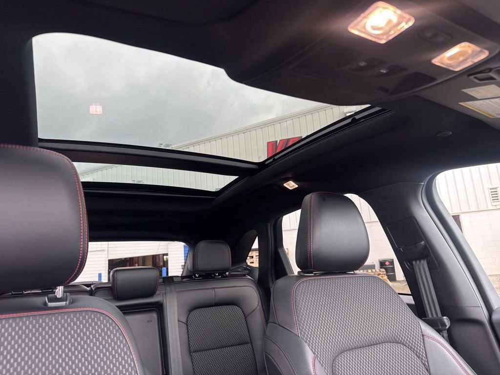 Certified 2023 Ford Escape ST-Line w/ Tech Pack #1 image 37