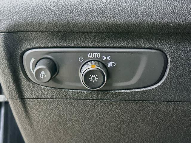 Used 2023 Buick Envision Essence FWD image 27
