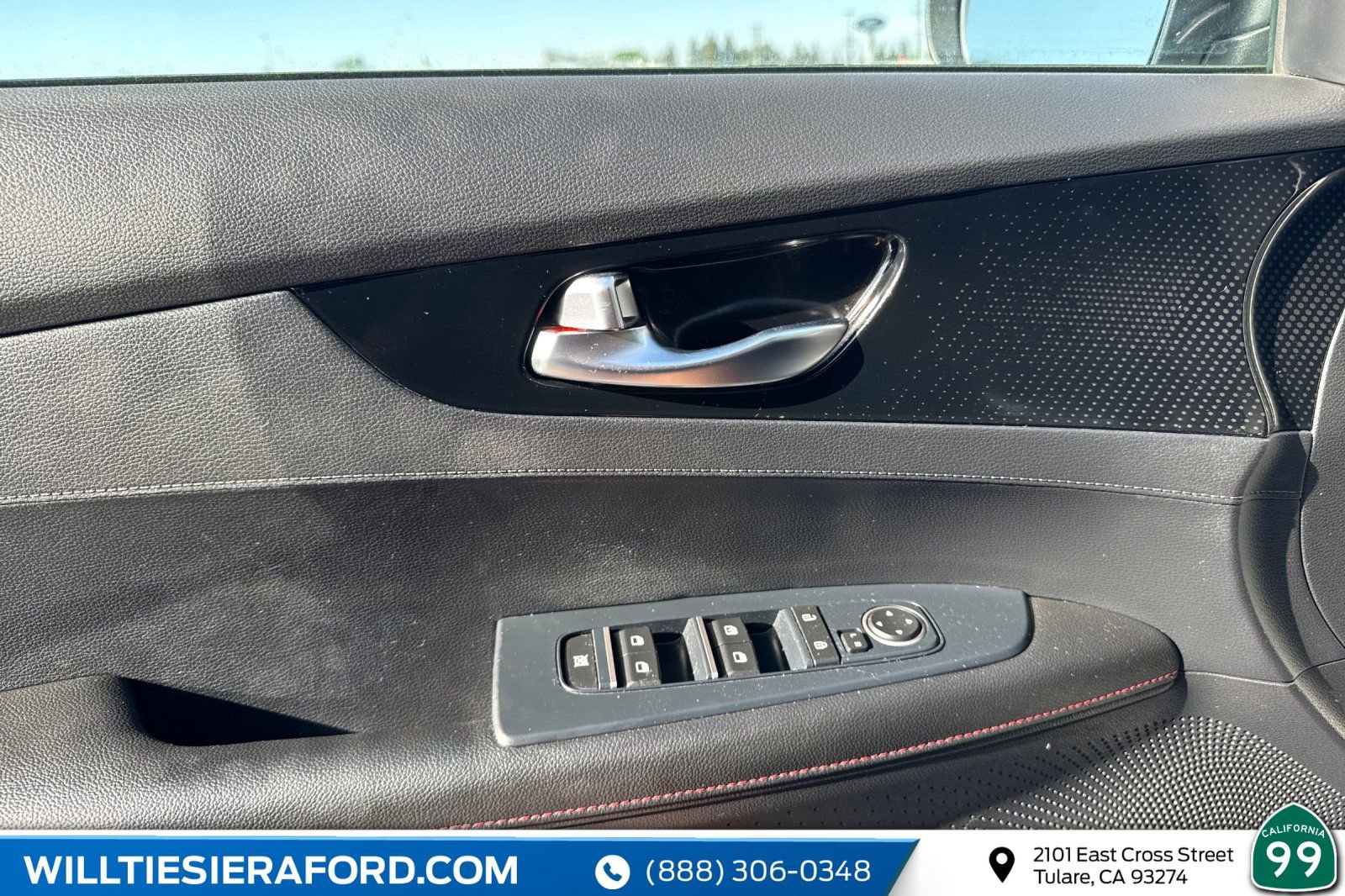 Used 2020 Kia Forte GT FWD image 13