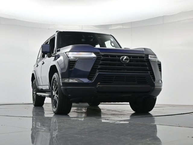 Used 2025 Lexus GX 550 w/ Accessory Package (2T) AWD/4WD image 36