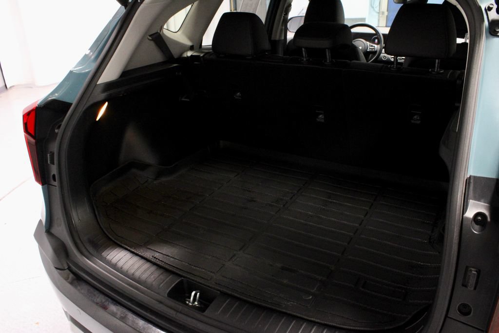 Used 2025 Kia Seltos SX AWD/4WD image 16
