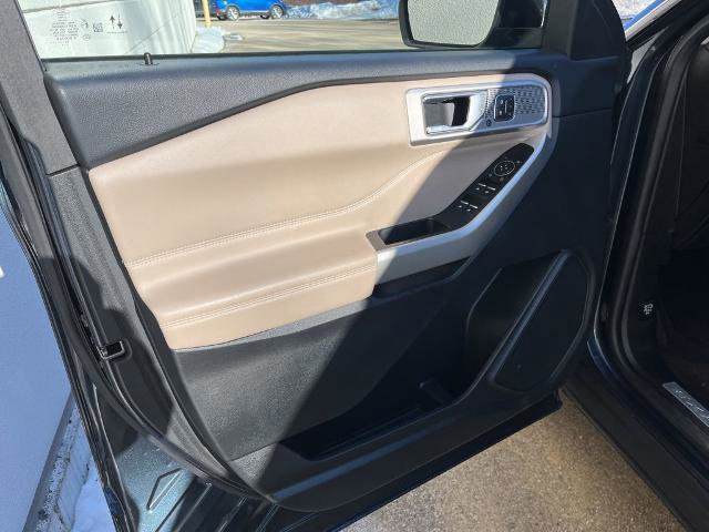 Certified 2022 Ford Explorer Limited w/ Equipment Group 301A image 22