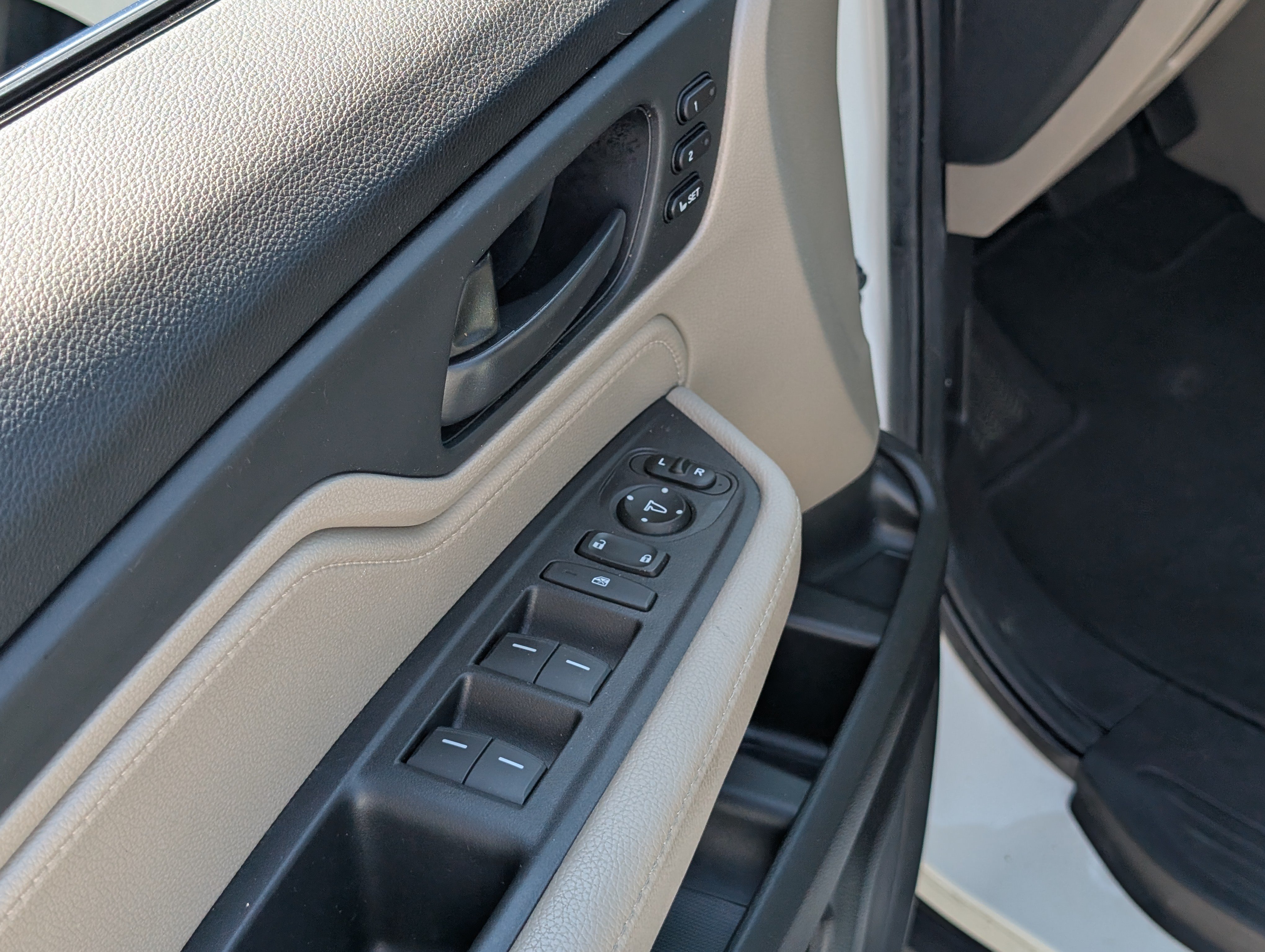 Used 2019 Honda Odyssey EX-L image 26