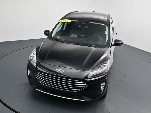 Certified 2022 Ford Escape Titanium w/ Titanium Elite Package AWD/4WD image 21