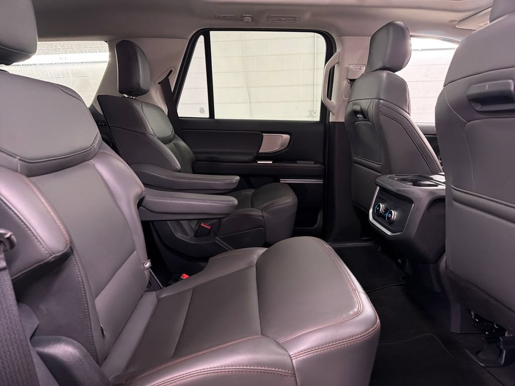 Certified 2025 Ford Expedition Active RWD image 33