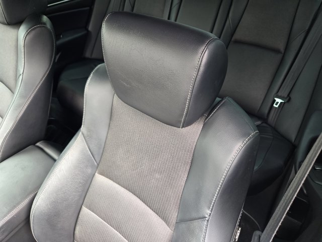 Used 2018 Honda Accord Sport image 22