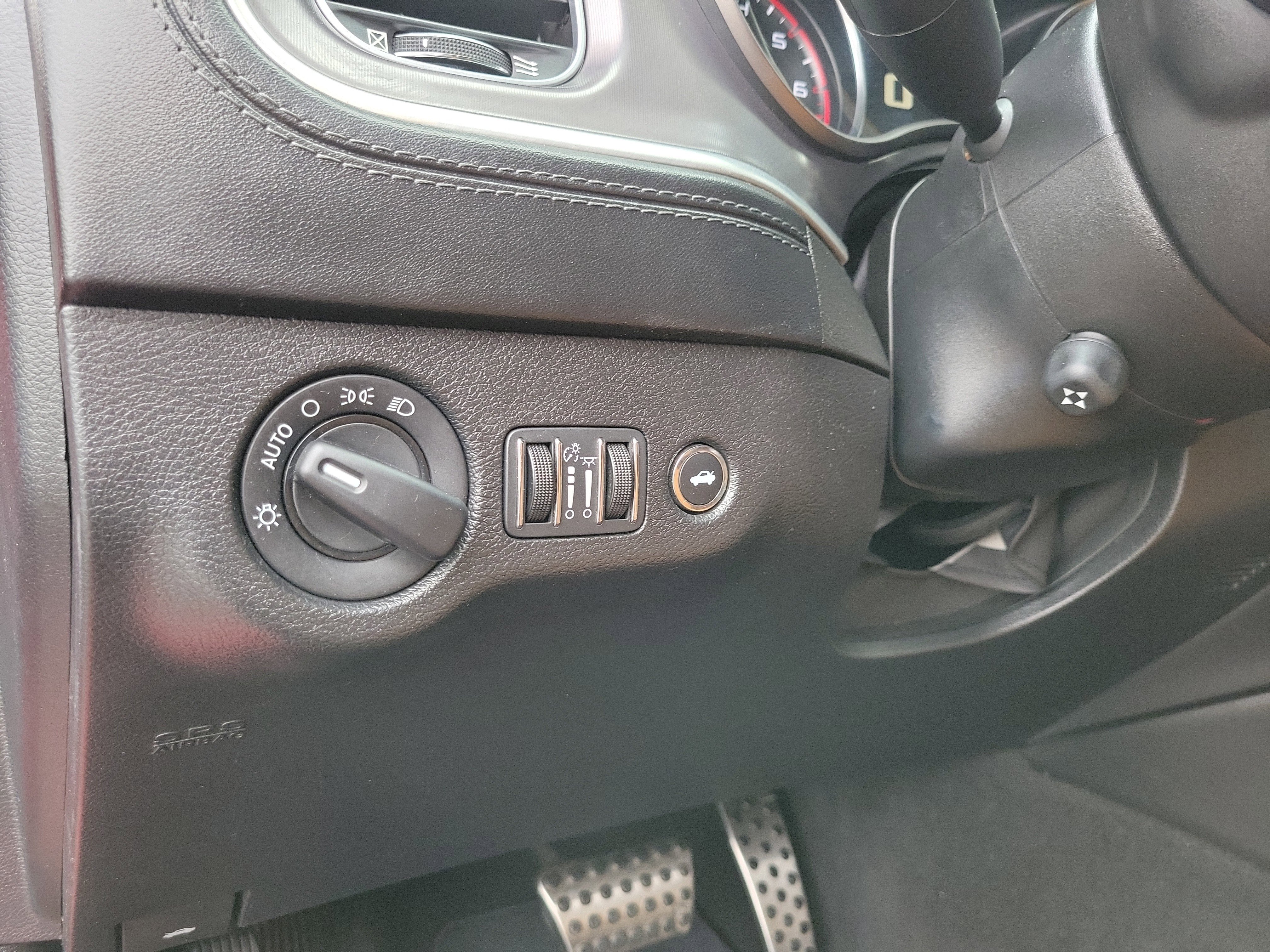 Used 2021 Dodge Charger Scat Pack RWD image 11