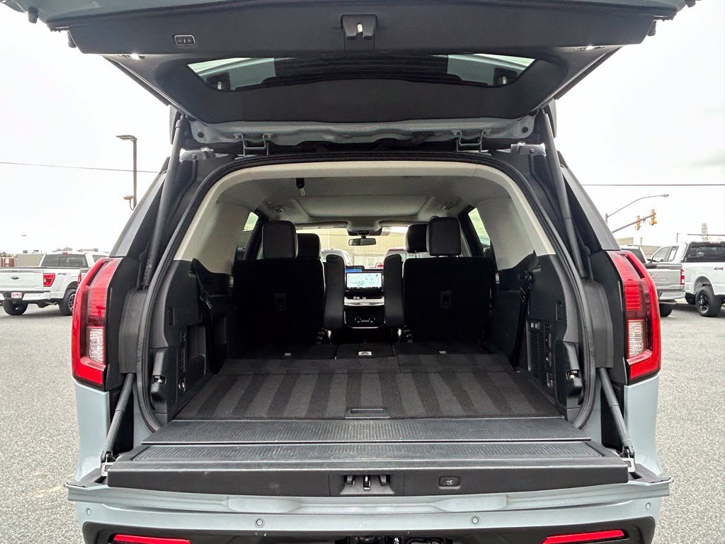 Certified 2025 Ford Expedition Active AWD/4WD image 27
