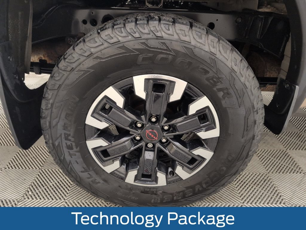 Used 2023 Nissan Frontier PRO-4X w/ Pro Convenience Package AWD/4WD image 19