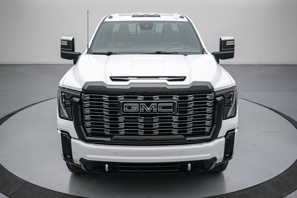 Used 2025 GMC Sierra 2500 Denali Ultimate image 9