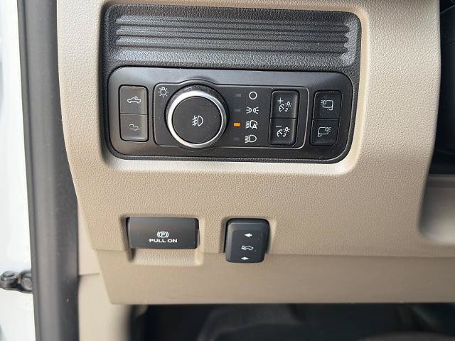 Certified 2026 Ford F250 Platinum w/ Platinum Plus Package AWD/4WD image 18