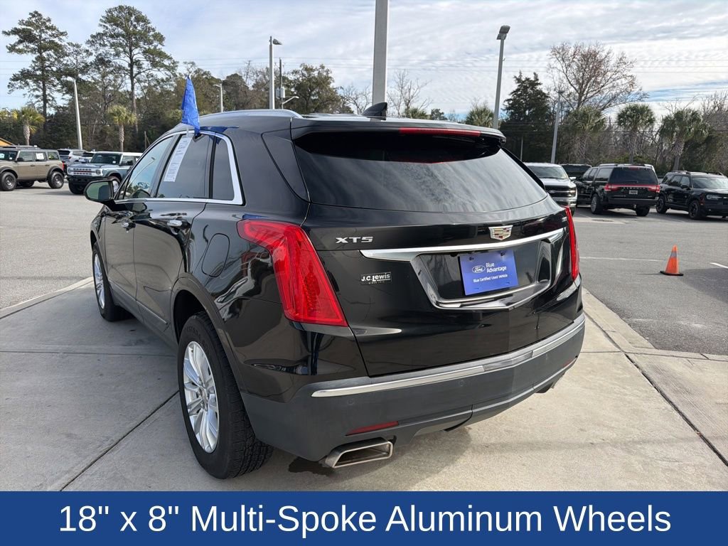 Used 2017 Cadillac XT5 FWD image 6